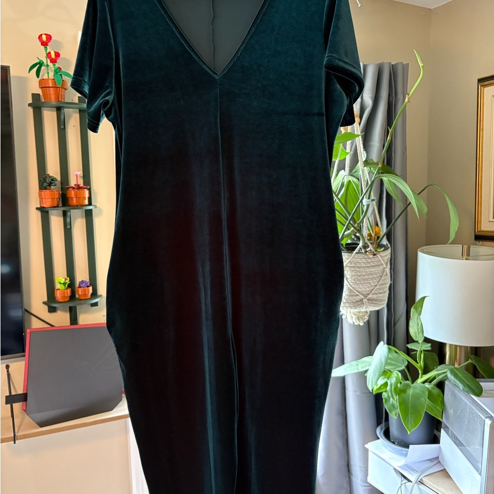 Smash + Tess Green Sheath Jumpsuit V-Neck Short Sleeve